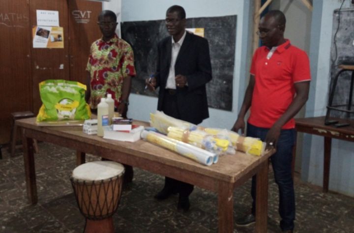 Du matériel didactique pour améliorer les conditions de travail des enseignants du lycée moderne de Katiola