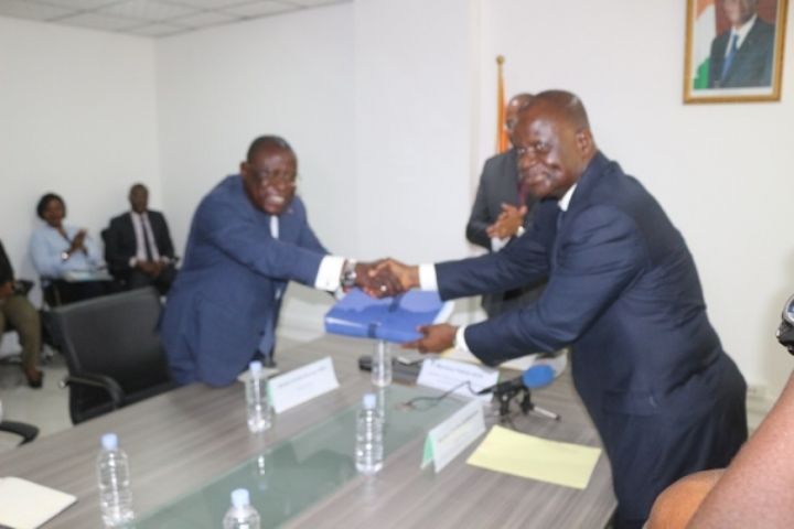 Ministère des Affaires Politiques : Amadou Soumahoro passe la main à Cissé Bacongo