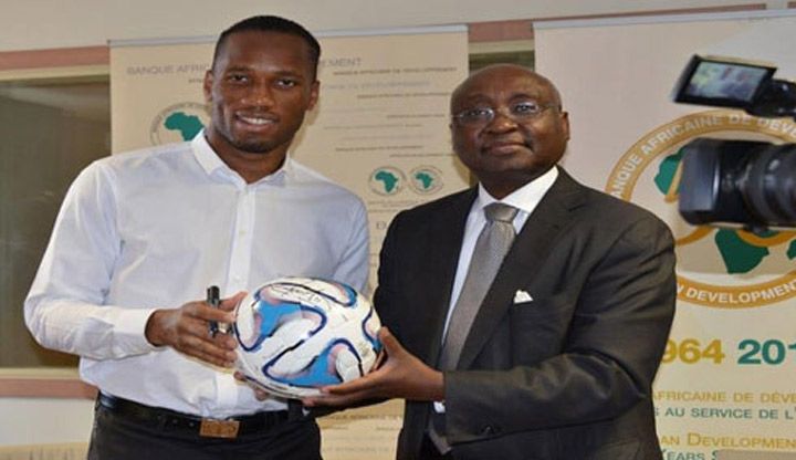 Côte d’Ivoire : Didier Drogba discute un partenariat avec la BAD pour lutter contre l’Ebola