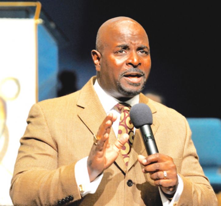 Religion/Activité du Cnepeci Le Bishop Michael A. Badger au MPV