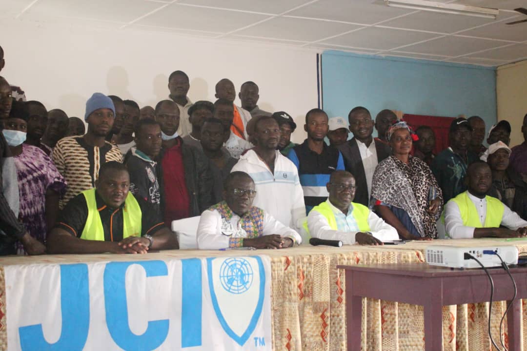 Bafing: 200 jeunes formés à l'entrepreneuriat par la Fondation Kologo et la JCI-Man grâce à l'appui du ministre Moussa Sanogo