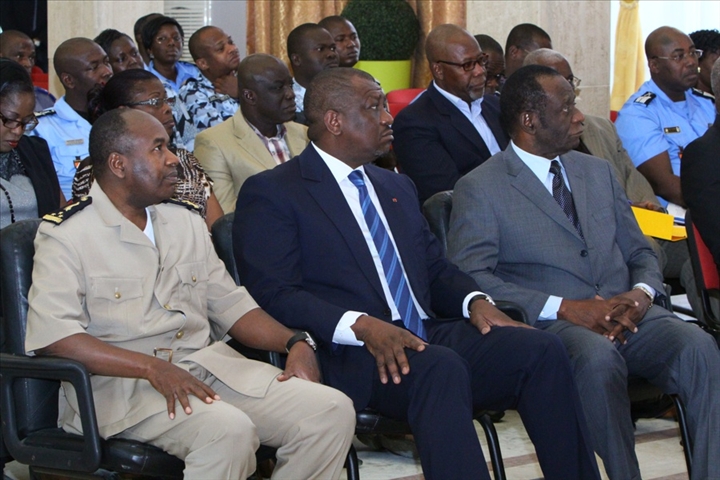 Formation des acteurs impliqués dans l’organisation des fêtes de fin d’année 2013 : l’intervention du ministre Hamed Bakayoko