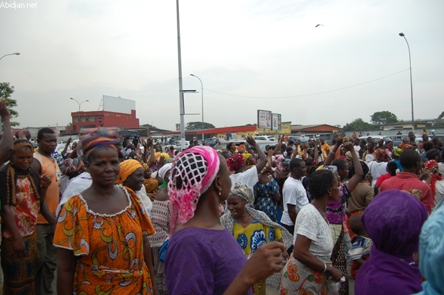 Grand carrefour de Koumassi : Les balayeuses obstruent la voie