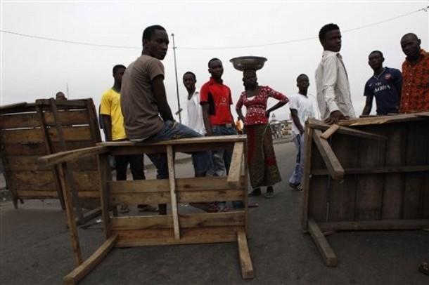 Le Patriote voyage d`Abidjan à Odienné : 28 barrages FRCI pour 19 heures de route, de racket et de calvaire