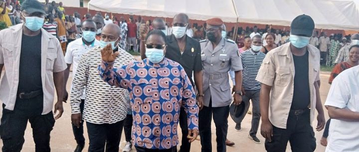 Le président Bédié exprime sa solidarité au roi Kongo Lagou III de Daoukro