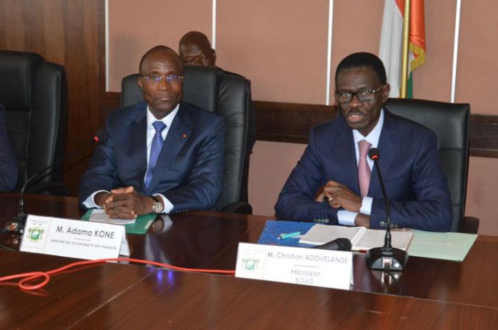 Deux accords de prêt signés pour le financement de projets d’infrastructures en Côte d’Ivoire
