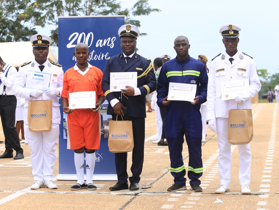 Bolloré Transport & Logistics distingue les meilleurs étudiants de l’ARSTM en Côte d’Ivoire