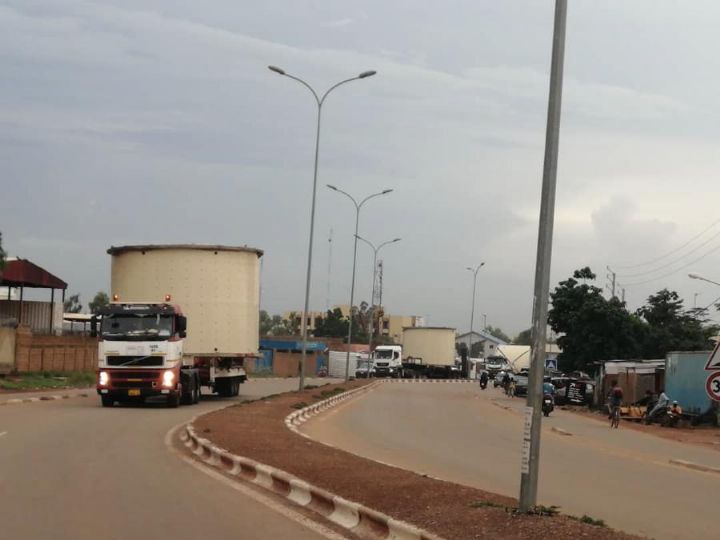 Mines – Bolloré Transport & Logistics réussit le transport de 126 tonnes d’équipements miniers du Ghana au Burkina Faso