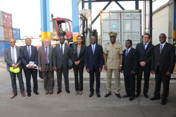 Empotage et dépotage en zone portuaire / Amadou Koné aux entreprises: “ Renforcez vos capacités d’action pour accélérer la cadence ”