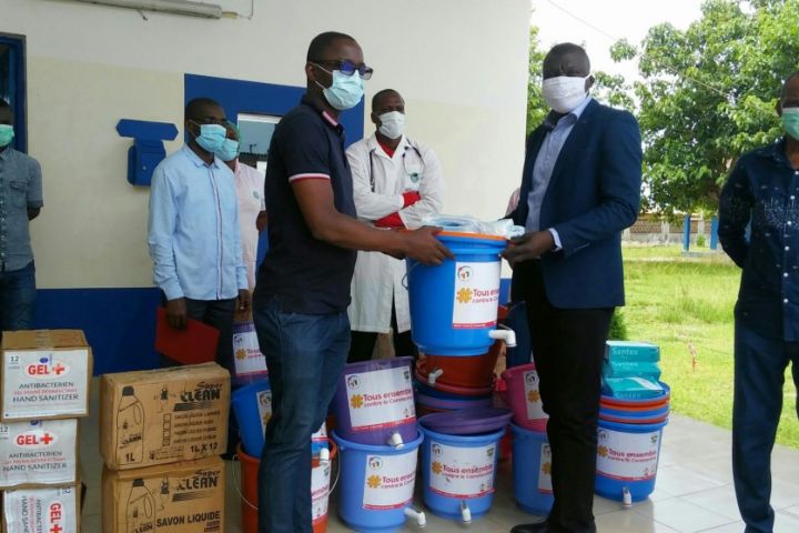 Covid-19 : Des dons en matériel de protection aux personnels de l’hôpital général de Bouna