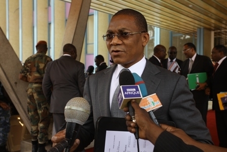 Le Ministre de la Poste et TIC au briefing stratégique de Microsoft sur l’éducation.