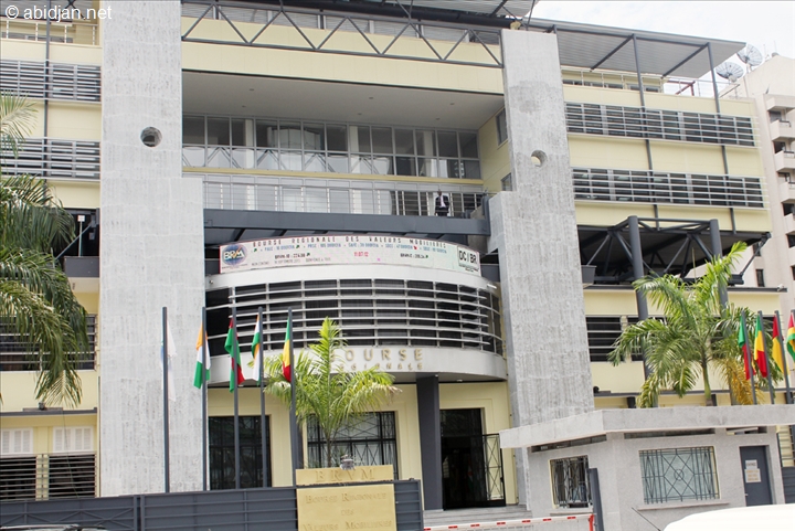 La 2e édition des BRVM Awards porte sur la ＂Finance durable＂ (Communiqué)