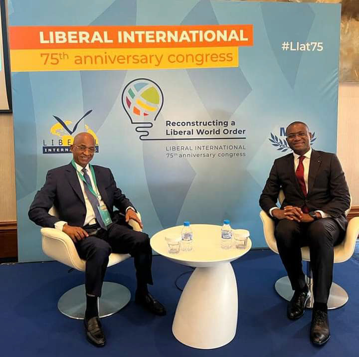 Bulgarie: Sidi Touré livre le message d'Alassane Ouattara au 63ème congrès de l'Internationale Libérale