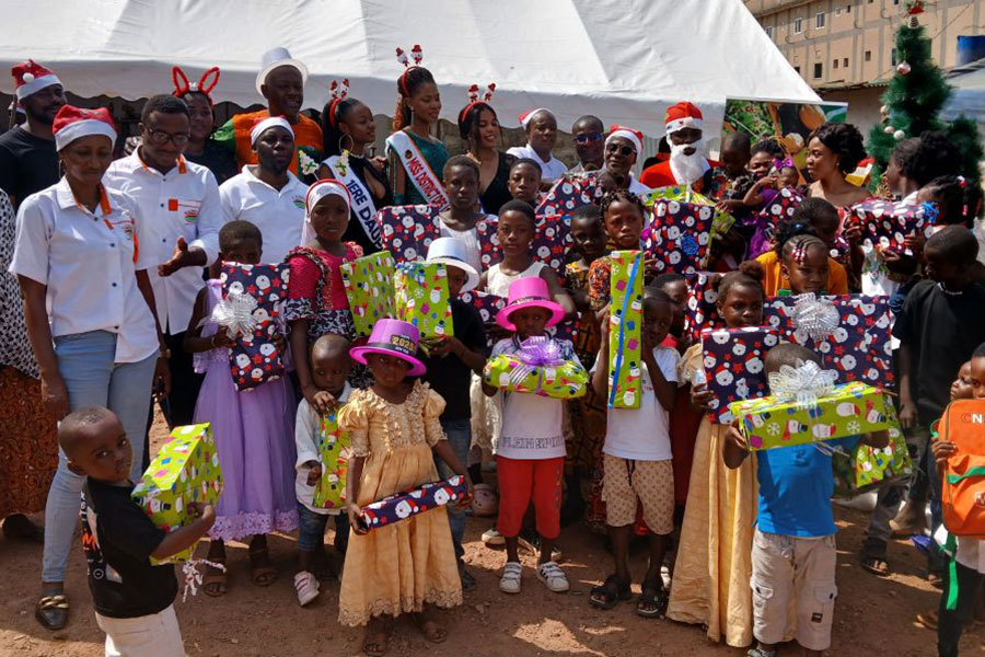 Cacao : La Société Coopérative Ivoirienne de Negoce des Produits Agricoles (SCINPA) offre un arbre de Noël aux enfants de producteurs