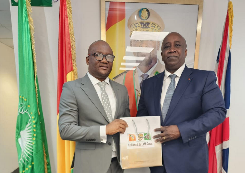 Cacao : le Porte-parole des Pays Producteurs de l’ICCO échange avec l’Ambassadeur de la République de Guinée en Grande Bretagne