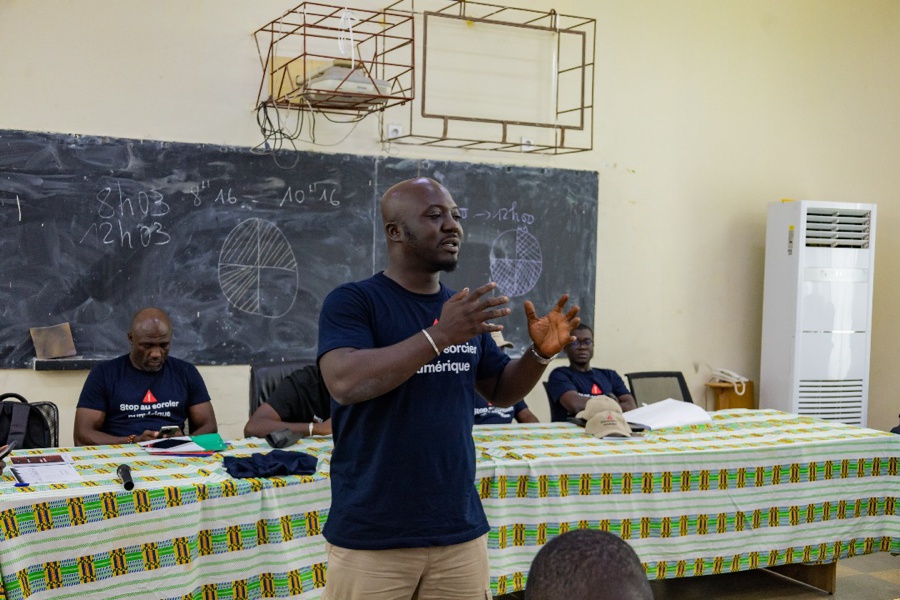 Campagne #EnLigneTousResponsables : les apprenants d’Aboisso s’engagent pour une citoyenneté numérique responsable