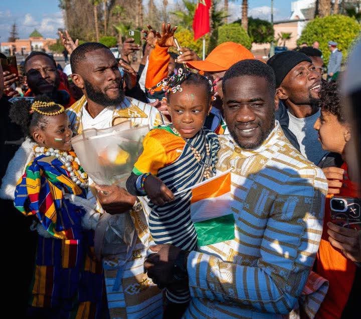 CAN 2025 : la sélection ivoirienne arrivée au Maroc et accueillie en liesse par leurs compatriotes