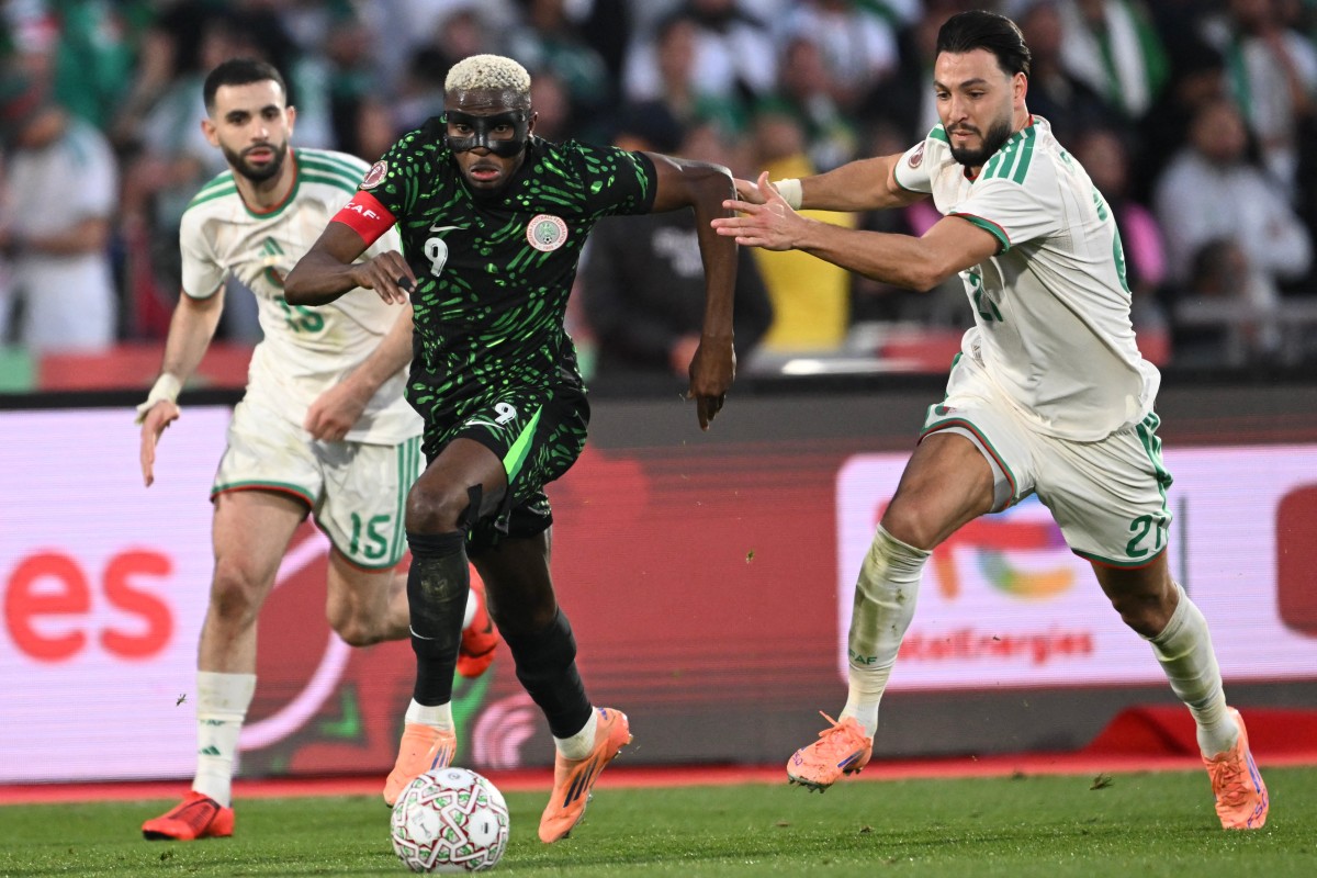     CAN 2025 : Le Nigeria domine l’Algérie (2-0) et rejoint le Maroc en demi-finale