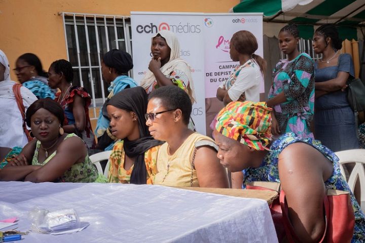 Apprendre qu’on a le cancer de sein : « terrible nouvelle », mais « espoir » de guérison (Magazine)