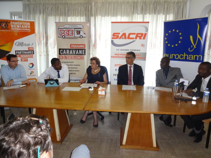 Plus de 700 étudiants en fin de cycle enregistrés à la caravane d’excellence de la Fondation Benianh