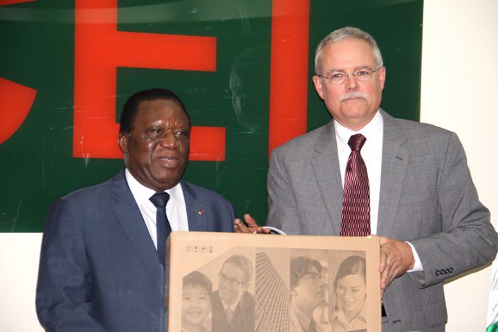 Archivage des documents et matériels électoraux: les USA apportent 40 millions de matériels à la CEI