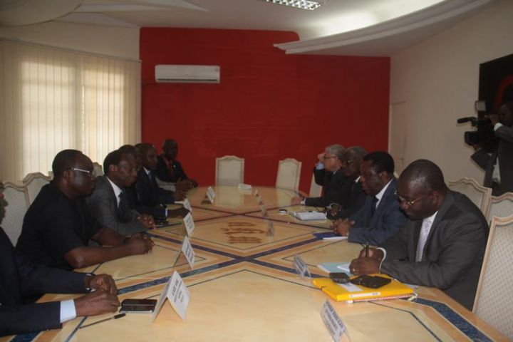 Révision du Code Electoral: le Gouvernement consulte  la CEI