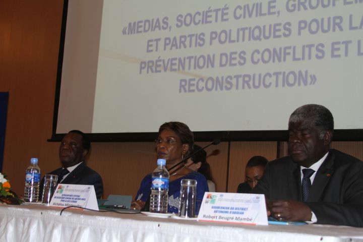 Allocution de la Représentante spéciale du Secrétaire général des Nations Unies pour la Côte d’Ivoire, Mme Aïchatou Mindaoudou, à l’ouverture du Colloque médias, société civile, groupements et partis politiques pour la prévention des conflits et la reconstruction