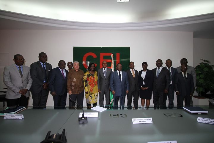 Nouvelle Constitution: le comité des experts consulte le bureau de la CEI