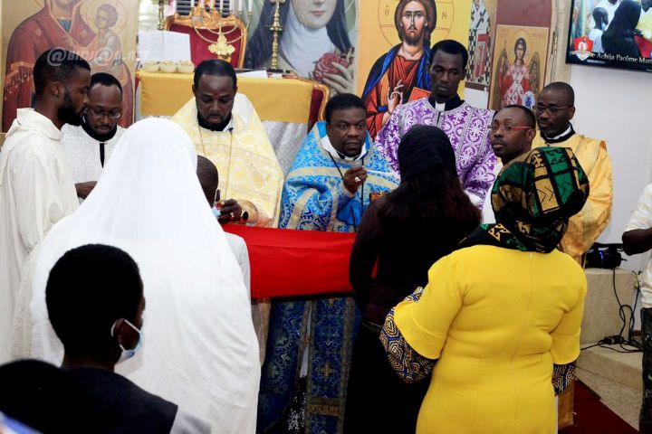 Religion C l bration De L anniversaire De L ordination Sacerdotale Du 