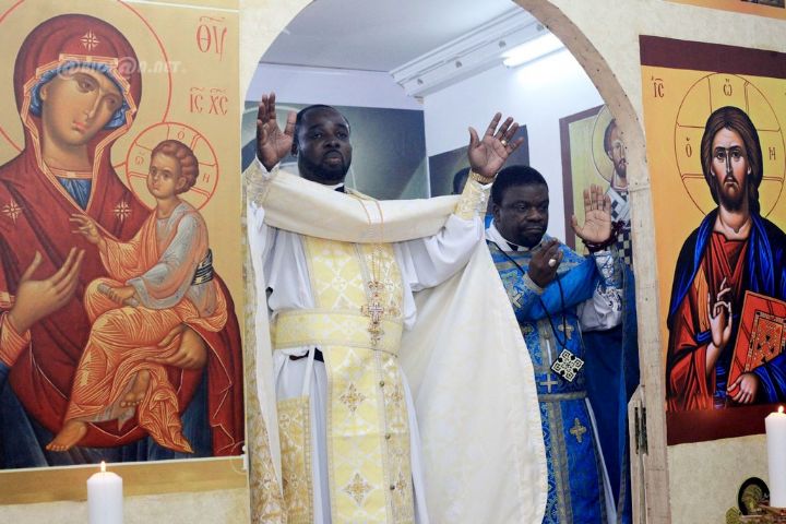 Religion C l bration De L anniversaire De L ordination Sacerdotale Du 
