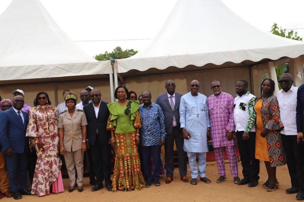 Filière manioc : la Chambre de Commerce et d’Industrie de Côte d’Ivoire apporte son soutien aux femmes de Didiévi