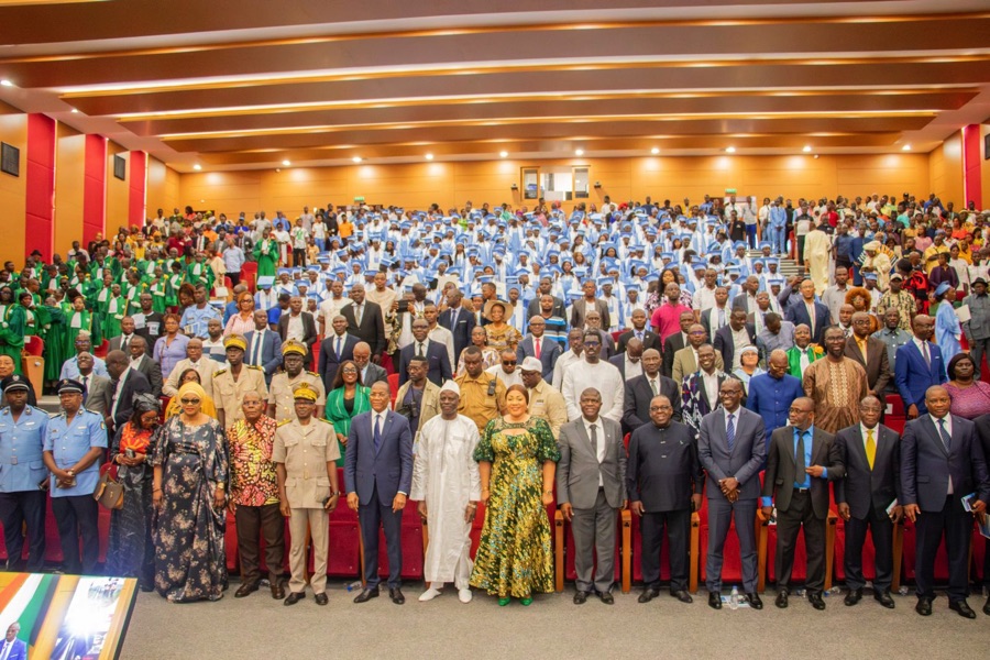 Célébration des 198 premiers diplômés de l'Université Polytechnique de San Pedro : le ministre les exhorte à hisser haut le drapeau de leur institution 