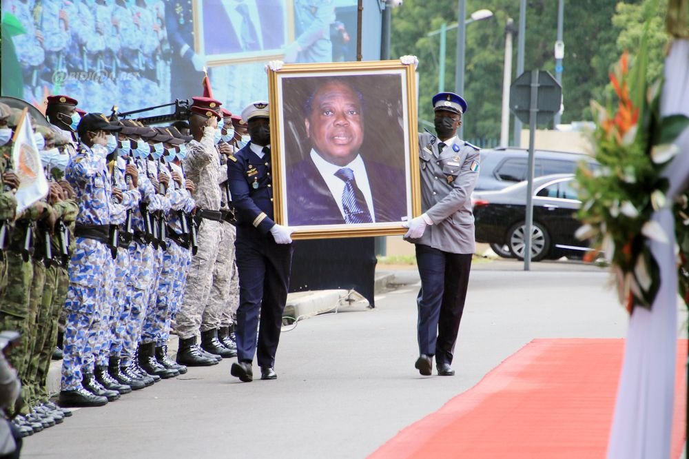Côte d’Ivoire : les obsèques officielles de Charles Konan Banny démarrent le 23 juillet et son inhumation prévue le 1er août prochain