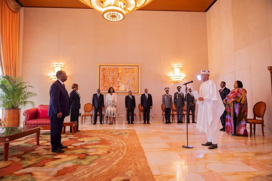  Le Chef de l’État a reçu les Lettres de créance de cinq nouveaux Ambassadeurs accrédités en Côte d’Ivoire