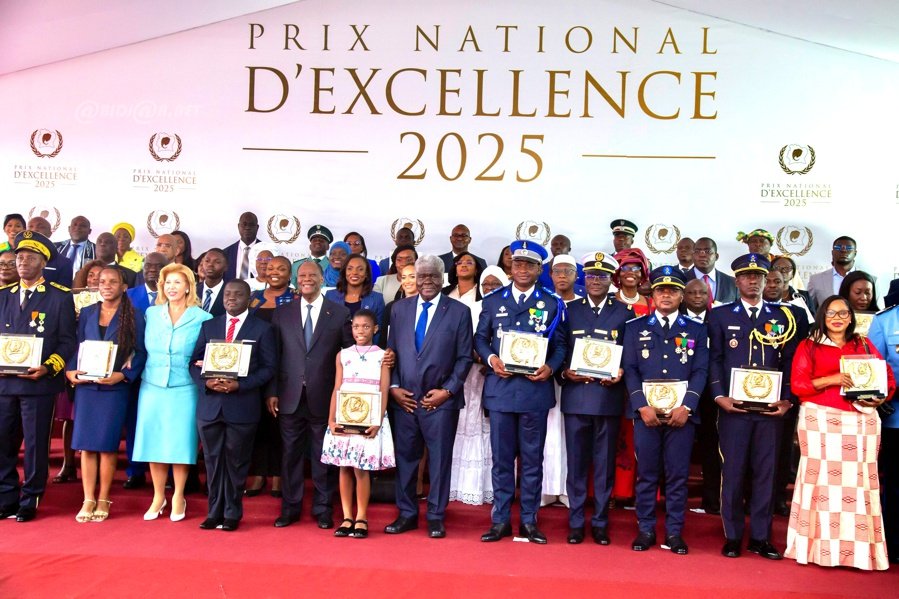 Côte d’Ivoire : 74 personnes physiques et morales distinguées lors de l’édition 2025 du Prix National d’Excellence 