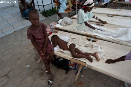 Hôpital général de Port-Bouët / Une journée avec les malades du choléra