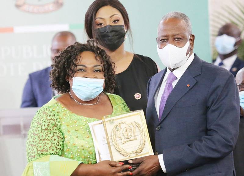 Cinéma et art visuel : Michel Gohou et Adrienne Koutouan reçoivent le Prix d’excellence 2021