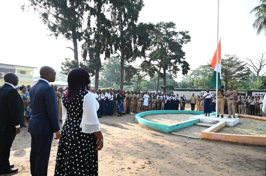 Civisme et Citoyenneté en Côte d’Ivoire : le gouvernement en campagne contre l’incivisme dans les établissements scolaires