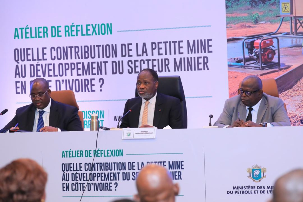 Clôture de l'atelier sur la petite mine en Côte d'Ivoire : Mamadou Sangafowa-Coulibaly annonce la construction d'une usine d'affinage d'or