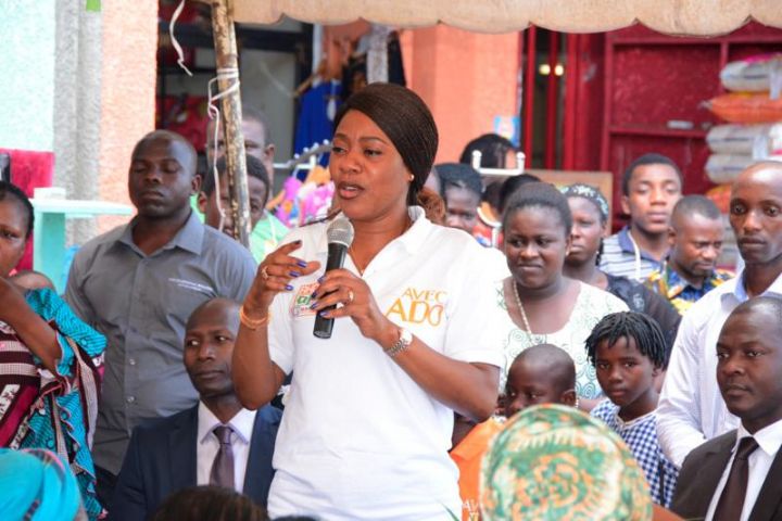 Présidentielle 2015 : Affoussiata Bamba en campagne dans les marchés de Cocody pour une participation massive au scrutin