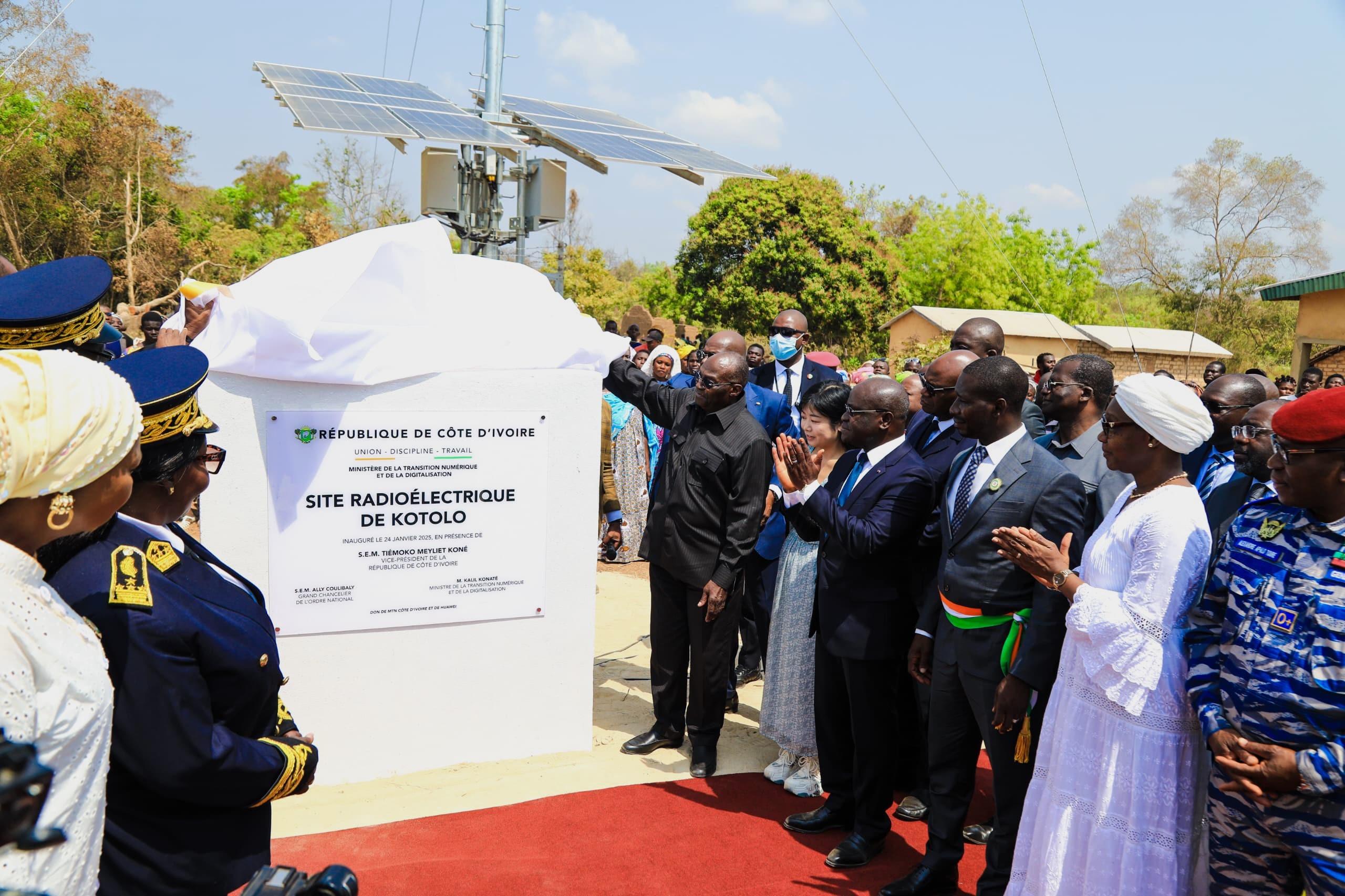 Connectivité rurale en Côte d'Ivoire: Le Vice-Président de la République, Tiémoko Meyliet Koné, inaugure le site de connexion radioélectrique de Kotolo (Dabakala)