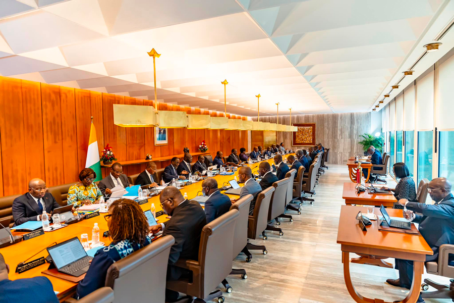 Construction et urbanisme : la parcelle formant le lot n°1 de l'îlot du lotissement de Cocody lycée technique résidentiel Nord déclarée d'utilité publique