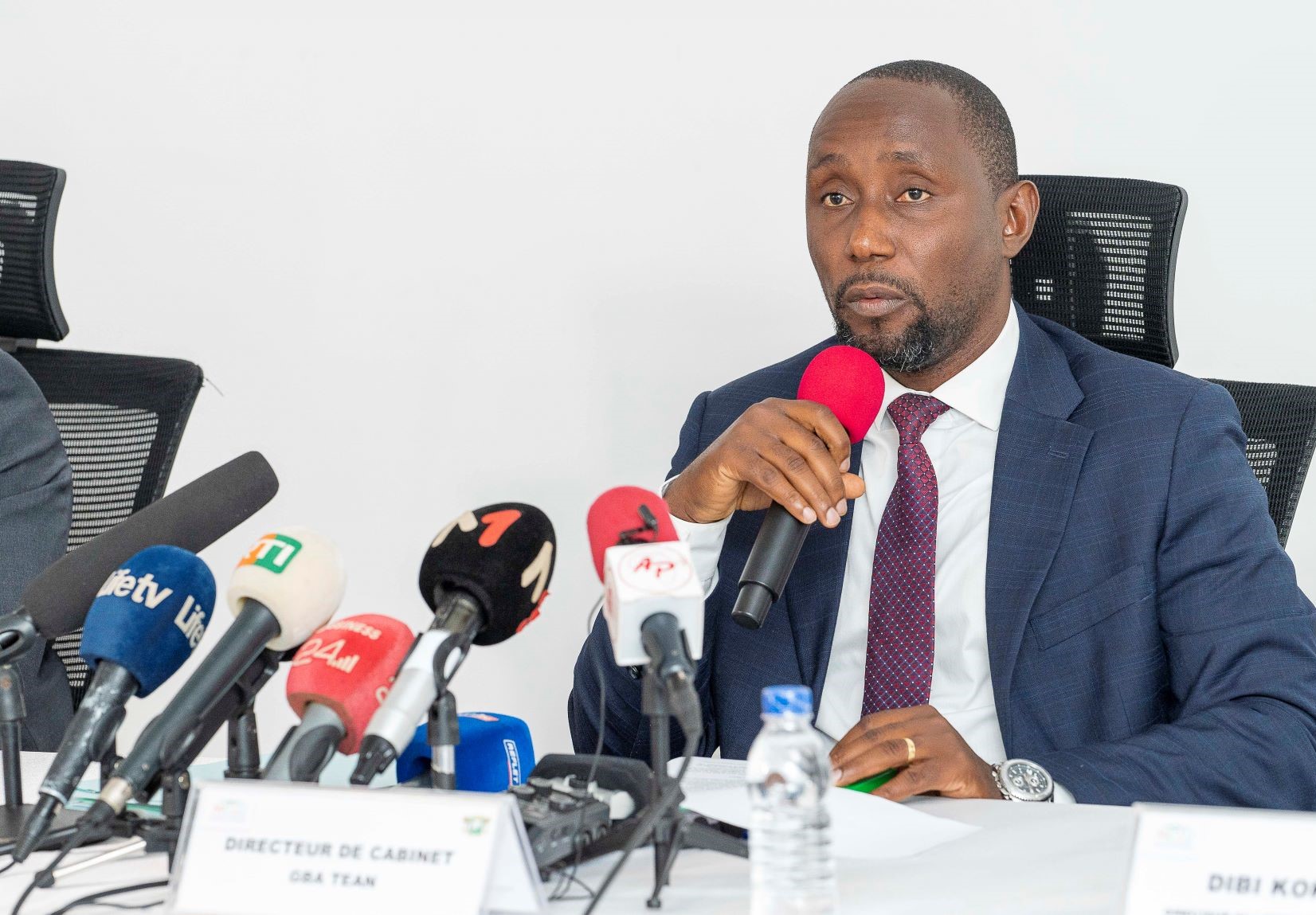 Construction, logement et urbanisme : le gouvernement s'engage à promouvoir une gestion foncière plus transparente et sécurisée