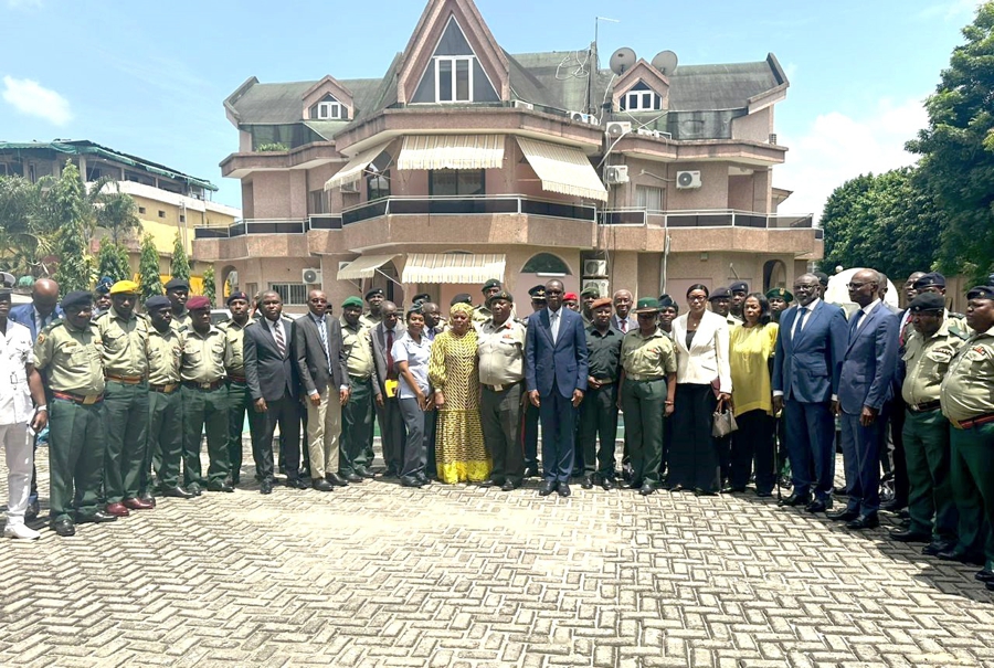 Coopération Côte d'Ivoire - Zimbabwe : la HABG et une délégation de l’État-Major du Zimbabwe échangent sur la lutte contre la corruption