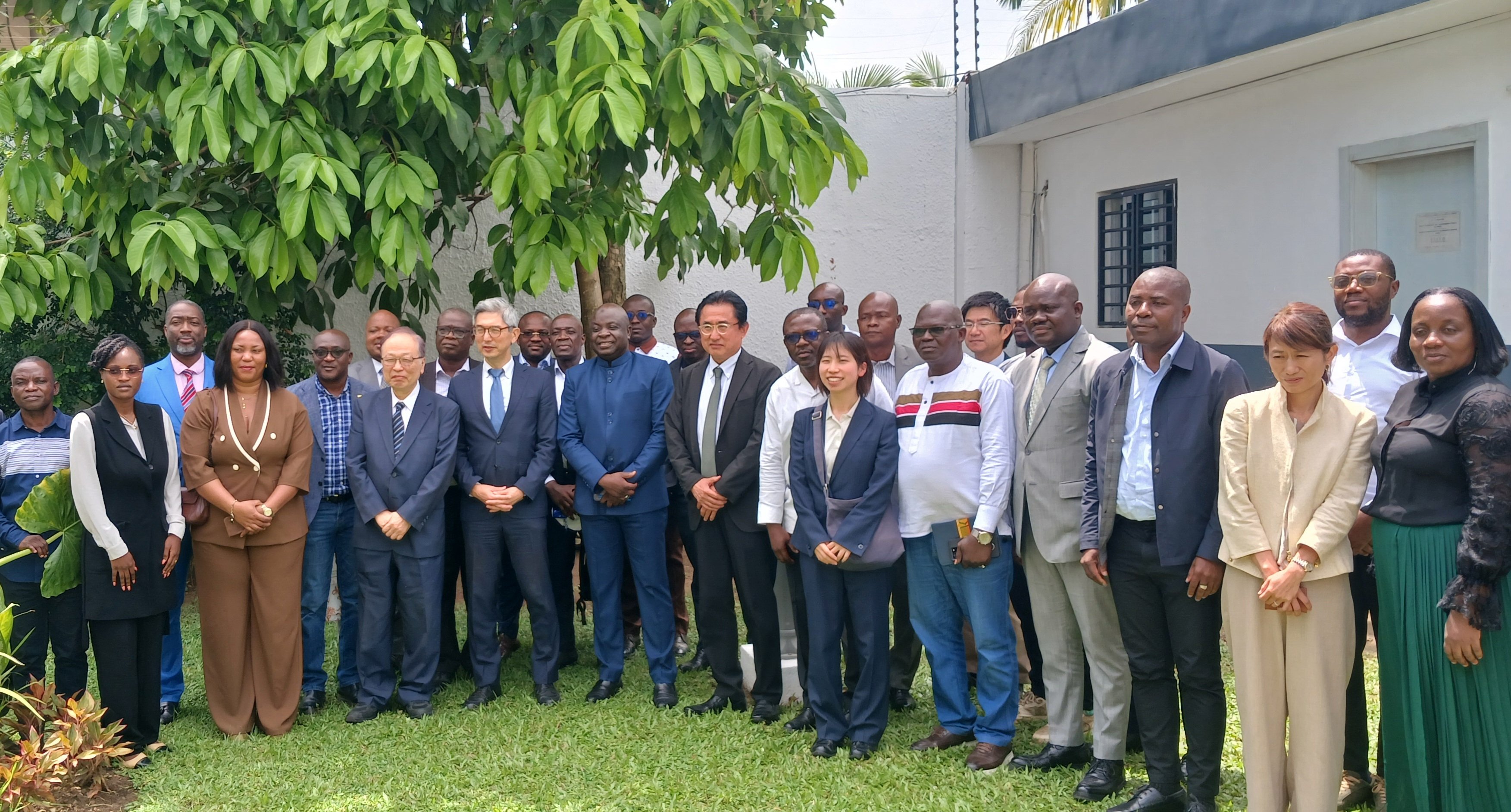 Coopération/Gestion durable des déchets solides dans le Grand Abidjan : le Japon soutient la mise en place d'un plan directeur
