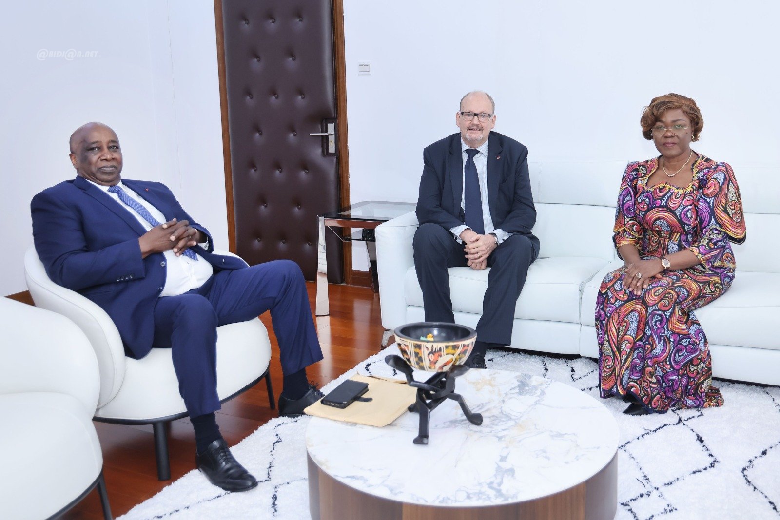 Coopération : Le directeur exécutif de l’Organisation Internationale du Cacao (ICCO) reçu en audience par la Ministre d’Etat Kaba Nialé