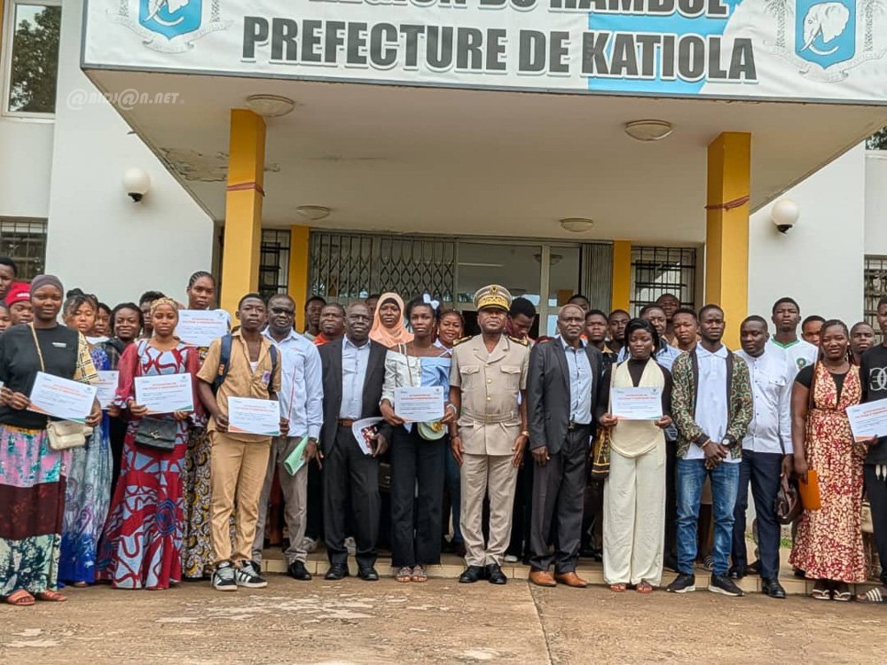 Côte d'Ivoire:  541 élèves du Hambol bénéficient d'une première expérience professionnelle après un stage d'immersion 