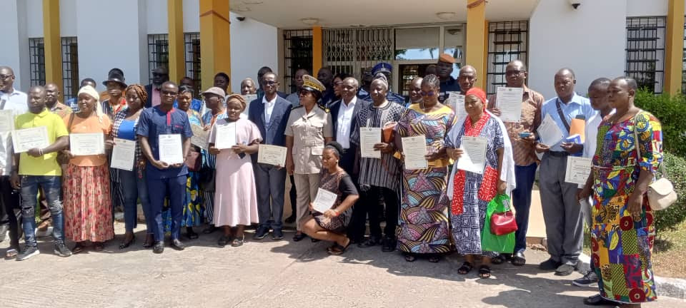 Quarante-trois opérateurs du tourisme du Hambol reçoivent leurs actes d'autorisation d'ouverture