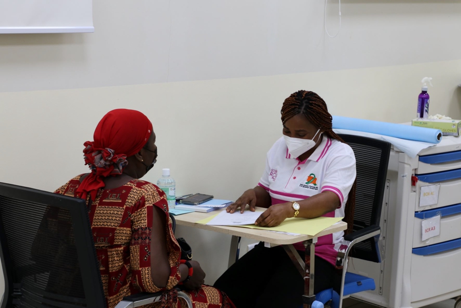 Côte d'Ivoire : Bolloré Transport & logistics renouvelle son soutien à la lutte contre le cancer du sein