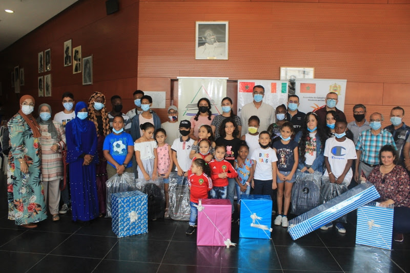 Côte d'Ivoire: don de kits et bons scolaires d'une organisation marocaine à 85 élèves